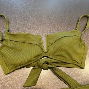 Bar III (Macy) Olive Green Ribbed Swim Top NEW 
Size MEDIUM